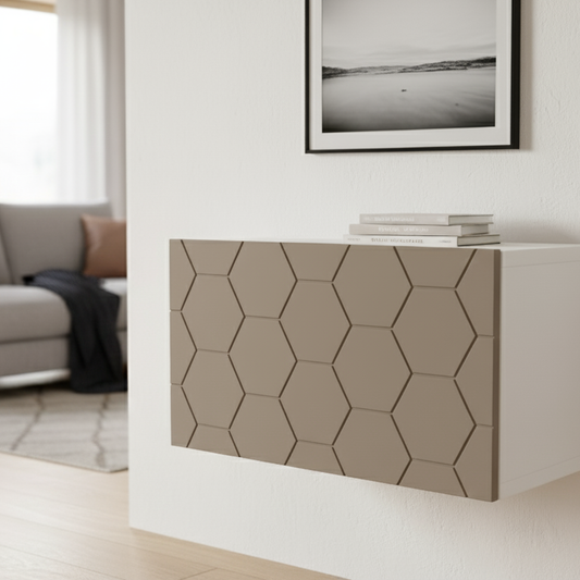 Frontura Hexory Möbelfront klein in grau-beige an einem IKEA BESTÅ Sideboard